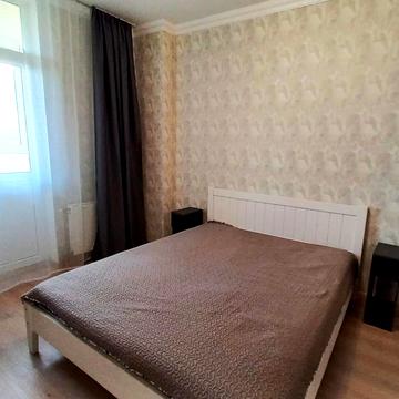 Магістральна вул., (Будинок)