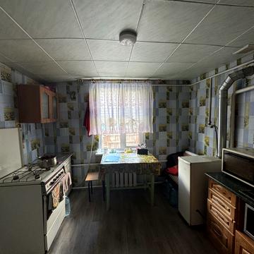 Яблунева вул., 7