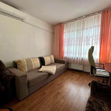Софії Русової вул., 7