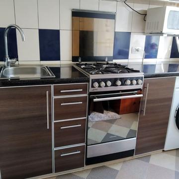 Романа Атаманюка вул., 35
