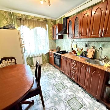 Віталія Блажка вул., 6