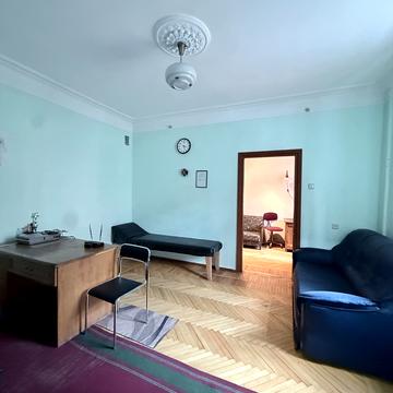 Пастера вул., 21