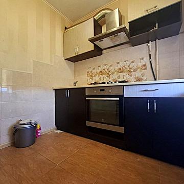 Оболонський просп., 16-Е