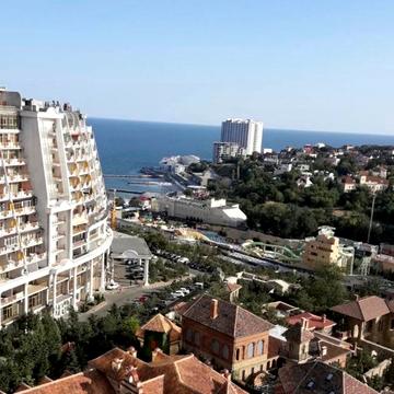 Аркадійське плато вул. (Гагаринське плато), 5/2