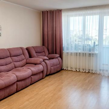 Юності просп., 53