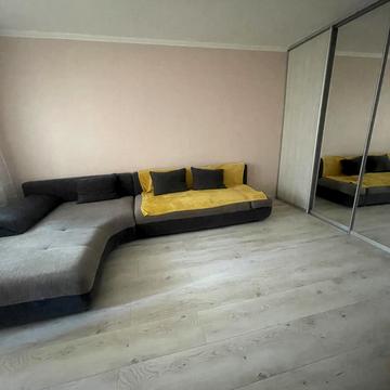 Братства Тарасівців вул. (Декабристів), 10-А