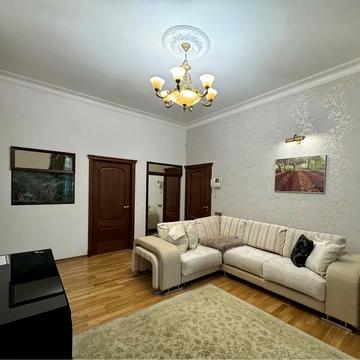 Заньковецької вул., 5/2