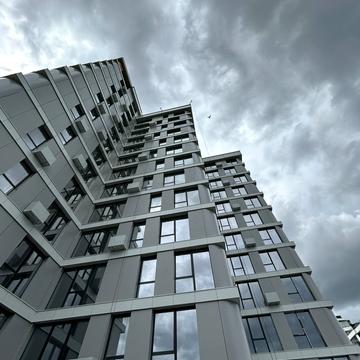 Гетьмана Мазепи вул., (Будинок 1)