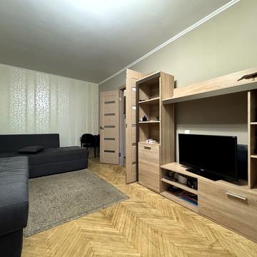Миколи Василенка вул., 4