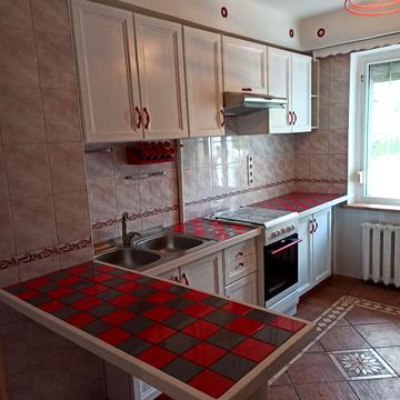 Паркова вул., 76