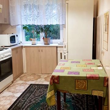 Євгена Коновальця вул. (), 97