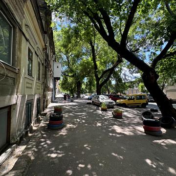 Південна вул., 29