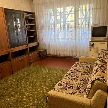 Європейського Союзу просп. (Правди), 62-Б