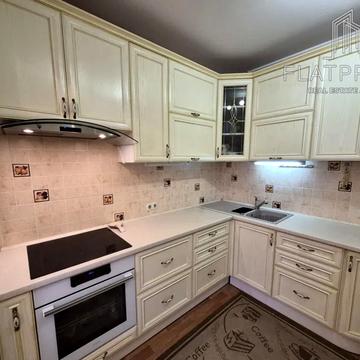 Академіка Заболотного вул., 110