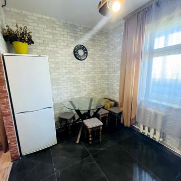 Леся Курбаса просп., 17