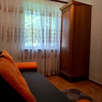 Академіка Філатова вул., 39