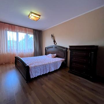 Припортова вул. (Героїв Сталінграда), 46