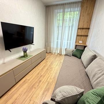 Білогородська вул., 26