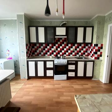 Червоної Калини просп. (Володимира Маяковського), 70