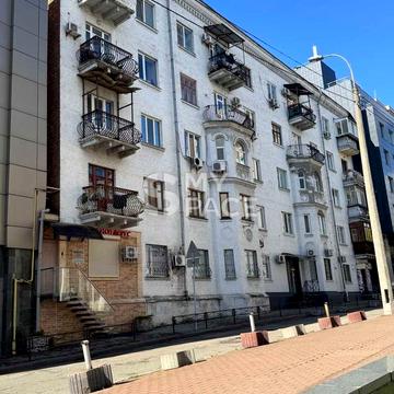 Степана Ковніра вул. (Ластовського), 3
