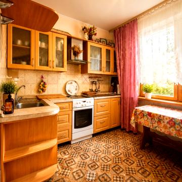Степана Олійника вул., 7