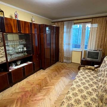 Наукова вул., 33
