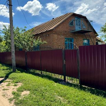 Першотравнева, 6