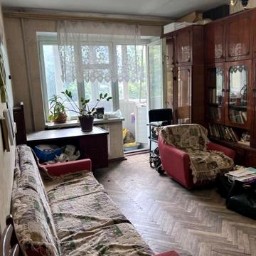 Ньютона вул., 121