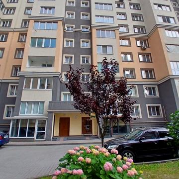 Івана Рубчака вул., 21