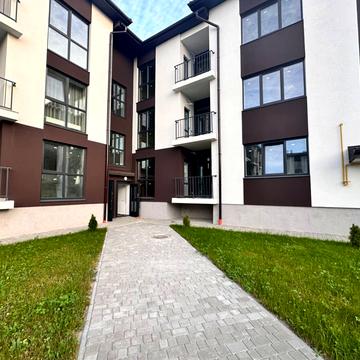 Роксоляни вул., 28