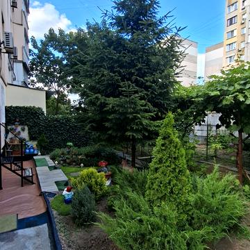 Євгена Чикаленка вул., 59