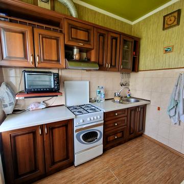 Золотогірська вул., 24