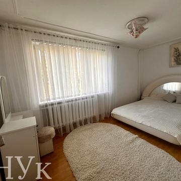 Сергія Скальда вул. (Комарова), 18
