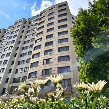 Петра Сагайдачного вул., 14А