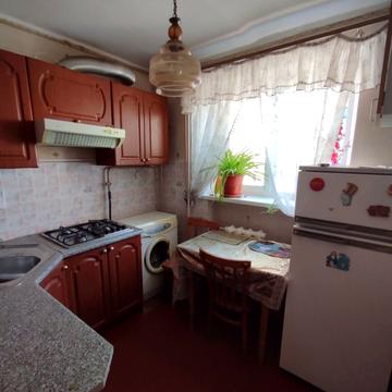 Лесі Українки вул., 40