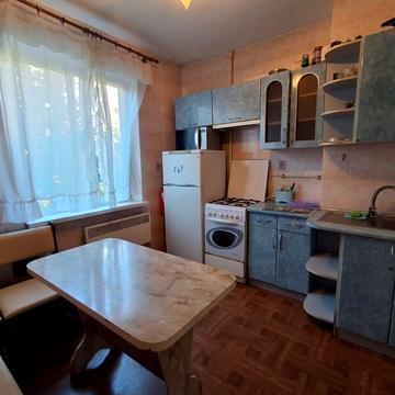 Ярослава Баїса вул. (Володимира Висоцького), 11-А
