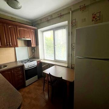 Валерія Лобановського просп. (Червонозоряний), 31