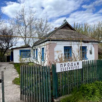 Вишнева вул., 6