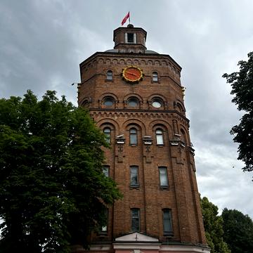 Грушевського вул., 7