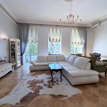 Європейська вул. (Карла Маркса), 25
