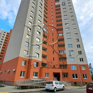 Милославська вул., 18