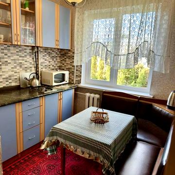 Вацлава Гавела бульв. (Івана Лепсе), 48/24