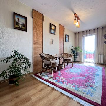 Окружна вул., 8