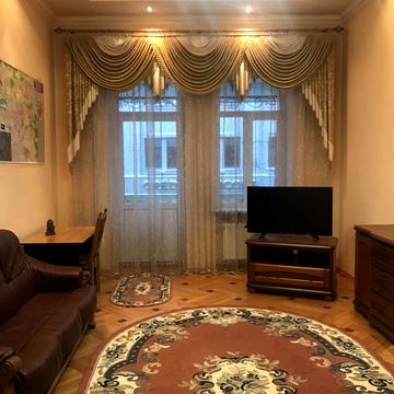 Пекарська вул., 39