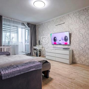 Червоної Калини просп. (Володимира Маяковського), 25