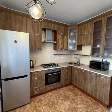 Ольги Кисілевської вул., 37