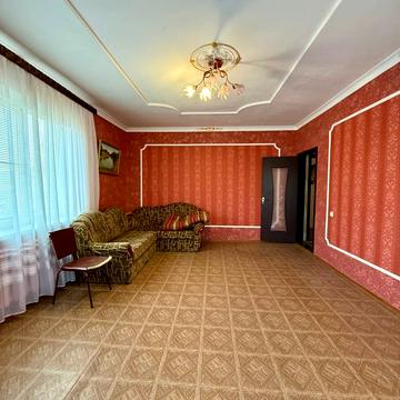 Металургів вул., 20