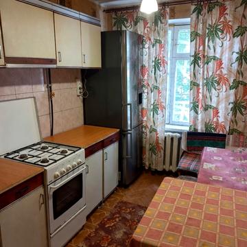 Слави бульв., 8