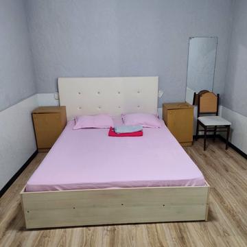Пантелеймонівська вул., 12