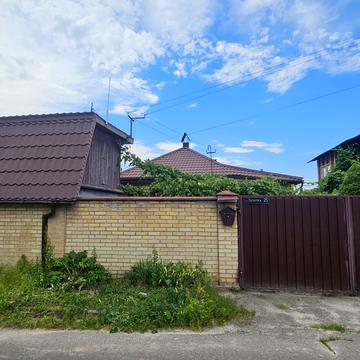 Гагаріна, 25